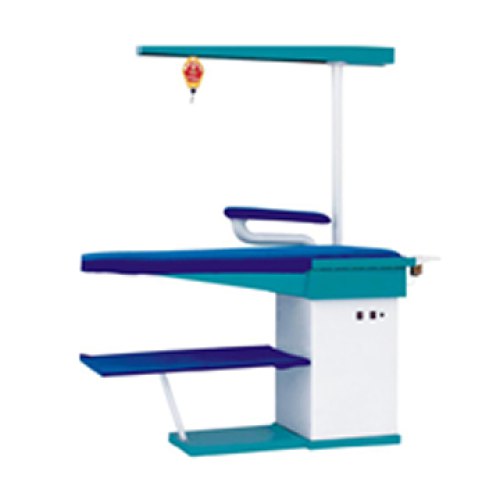 Self-suction ironing table